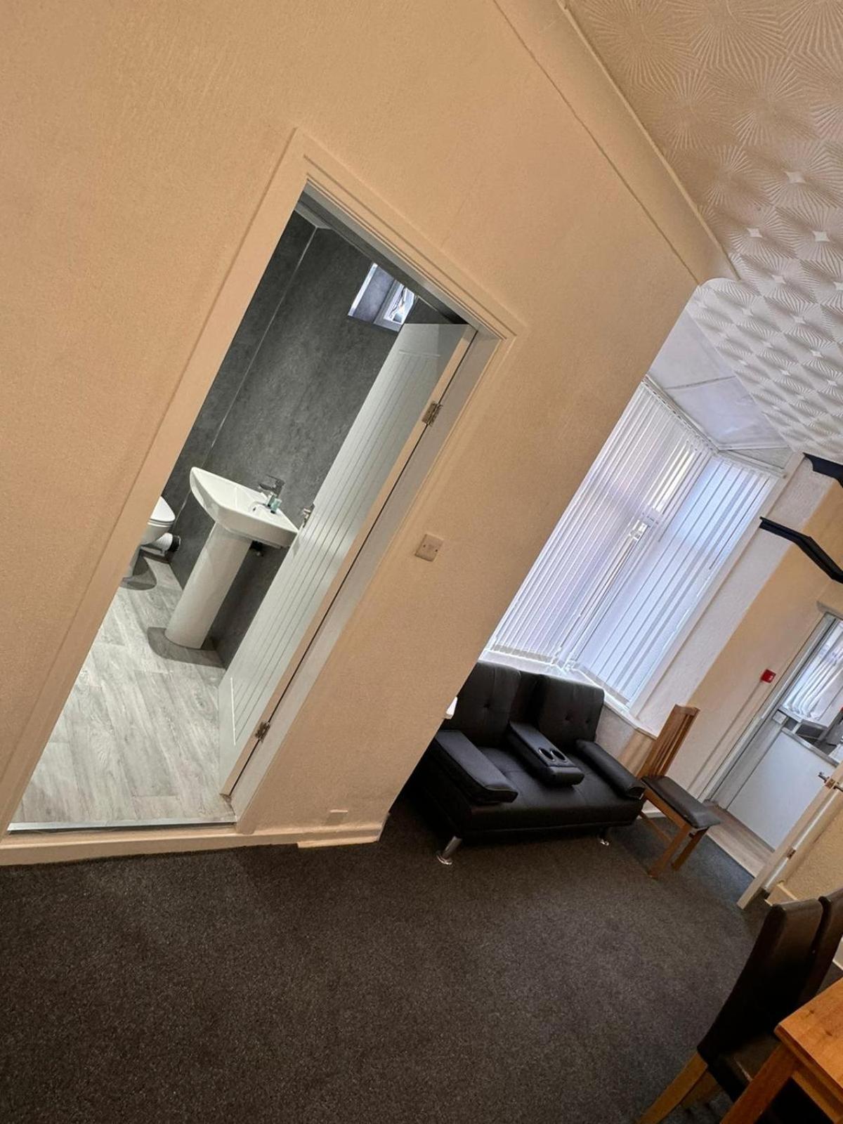 Pinnacle Hotel And Suites Formerly Jean Martyn Hotel Blackpool Extérieur photo