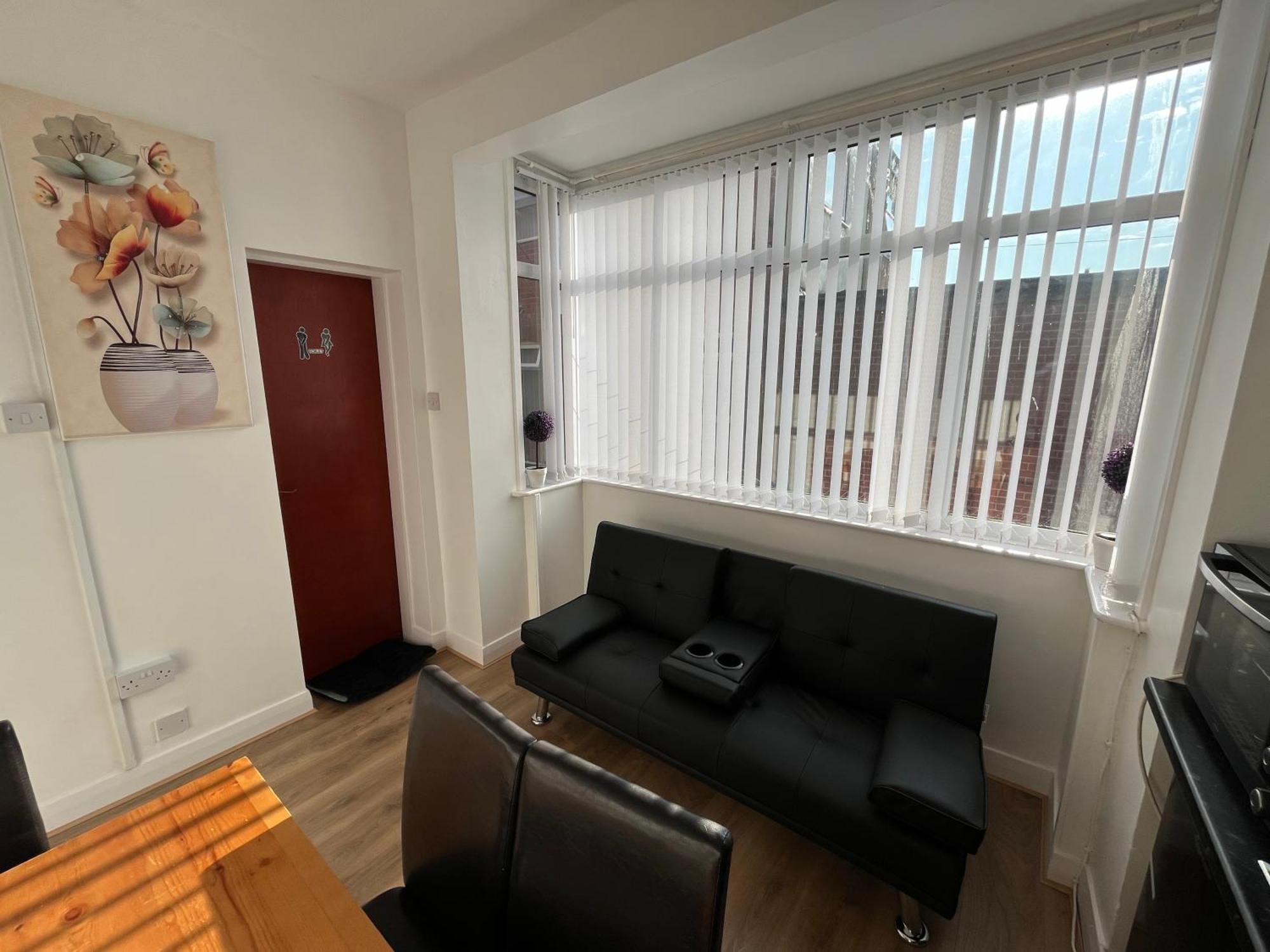Pinnacle Hotel And Suites Formerly Jean Martyn Hotel Blackpool Extérieur photo